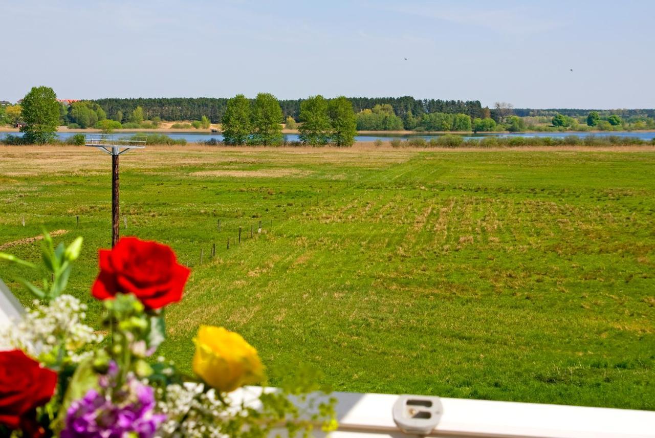 Hotel Am Mueritz-Nationalpark Варен Экстерьер фото